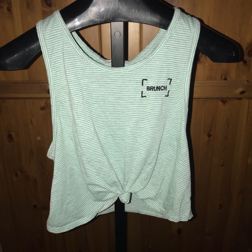 Crop top